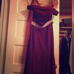 Red body hugging prom/formal dress (never used)